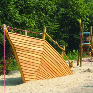 Gestrand speelschip